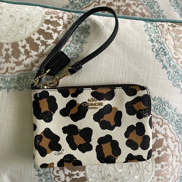 Leopard discount coach wristlet